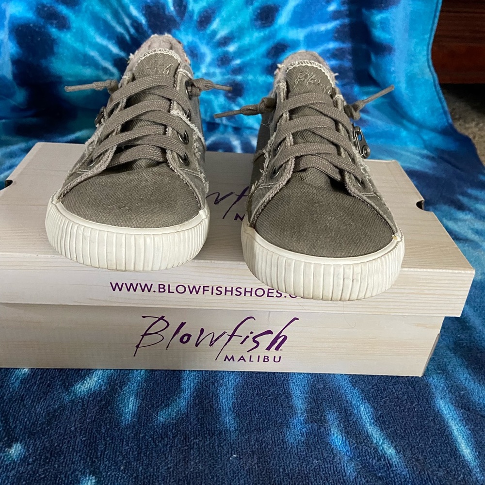 Blowfish casual shoes